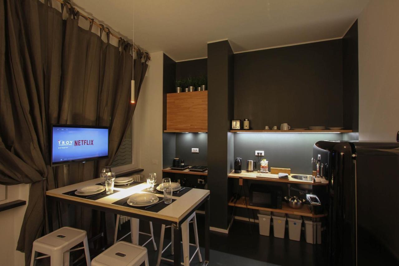 Stylish & Cosy House At Fair Apartment Milan Bagian luar foto